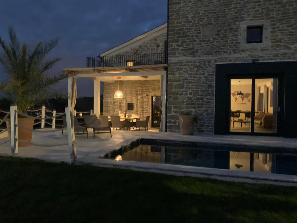 Villa Carica Krasica  Экстерьер фото